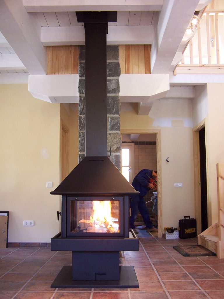 Chimenea metálica de 4 caras | Chimeneas Hogar Arana